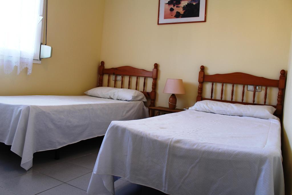 Roc Mar 3 3B - Apartamento Cerca Del Centro Y De La Playa - Terraza Con Vistas Al Mar Y Al Puerto Росес Екстер'єр фото